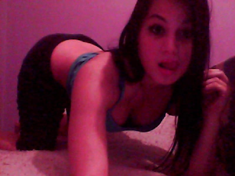 19P Hot teen italin bitch want only CUM