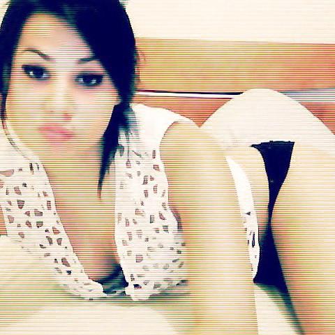 19P Hot teen italin bitch want only CUM