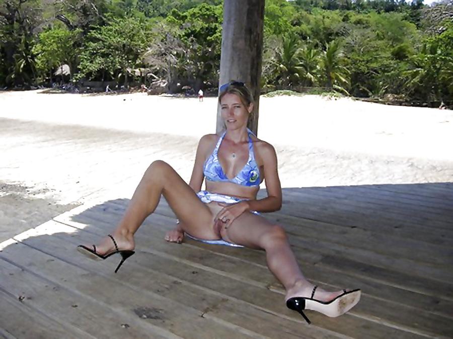 18P Wide and Open in Public -134-
