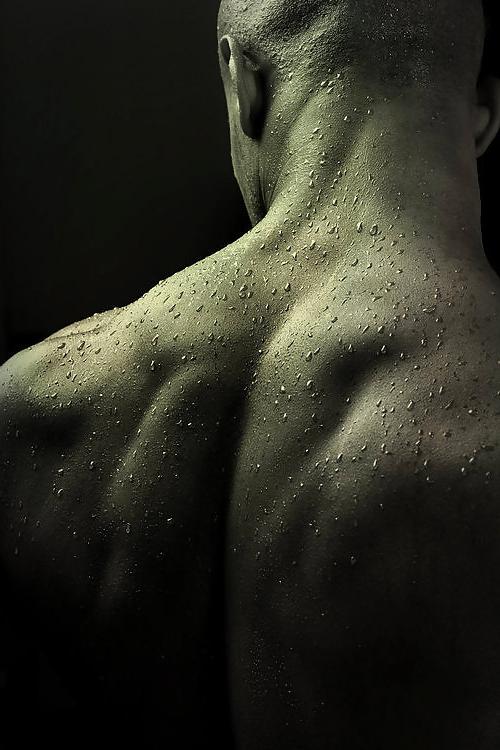25P Art of male nudes...
