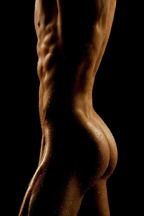 25P Art of male nudes...