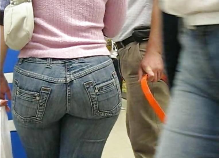 25P 100 Big British Asses