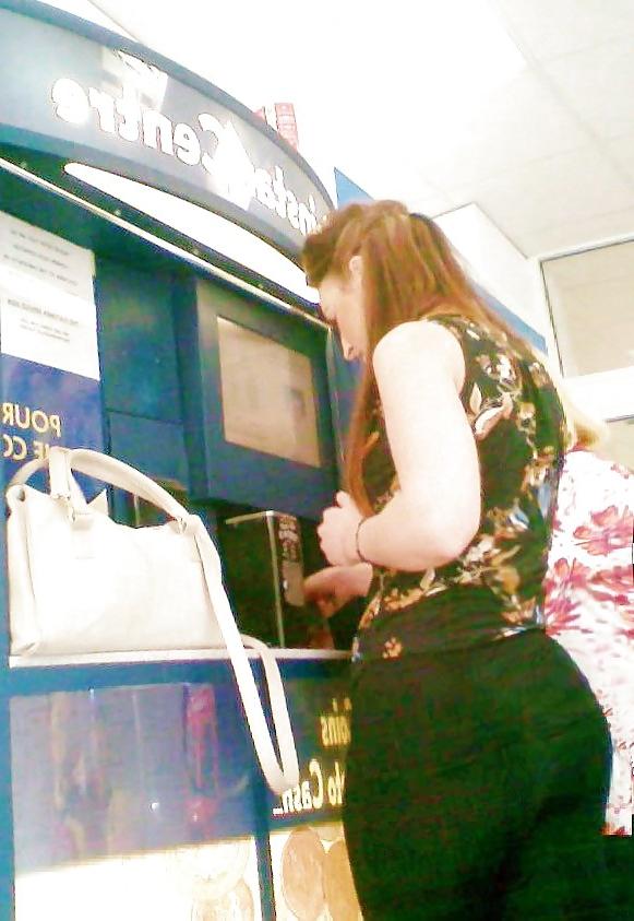 25P 100 Big British Asses
