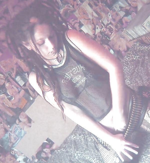 11P Dirty, curvy punk