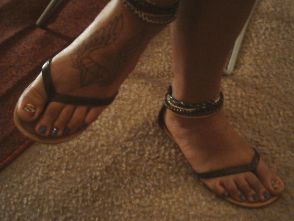 7P Young Sexy Asian Cambodian Feet and Toes
