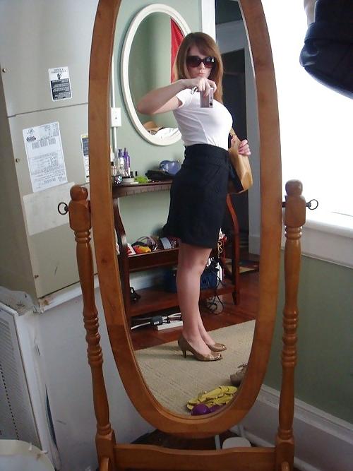 10P Sexy MILF to play with
