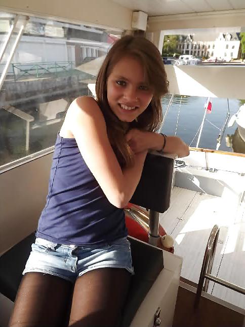 14P Cute french girl