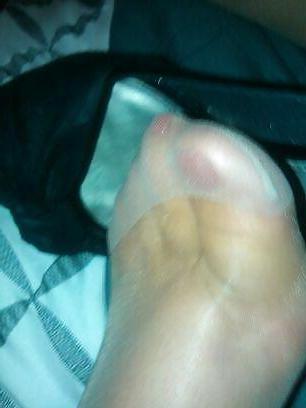25P Sexy hosed feet
