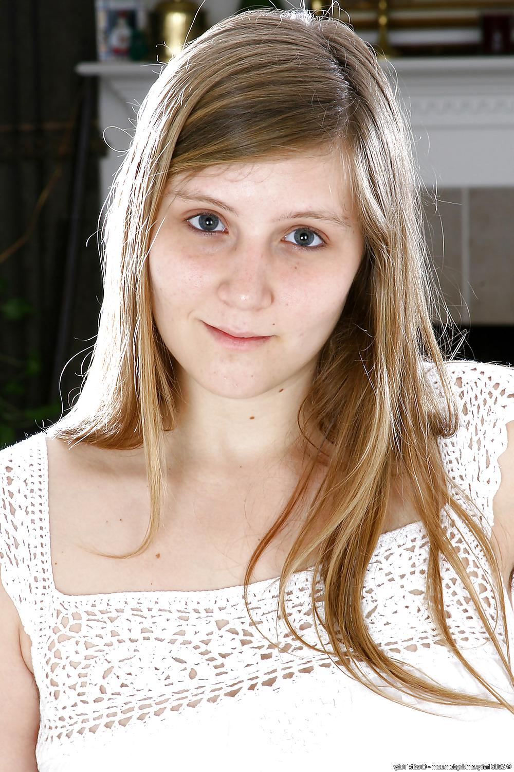 24P Check this amazing cute girl with hairy ass and hairy pussy