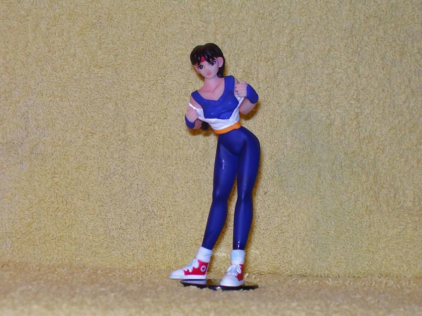 13P Yellow Towel - Art of Fighting: Yuri Sakazaki