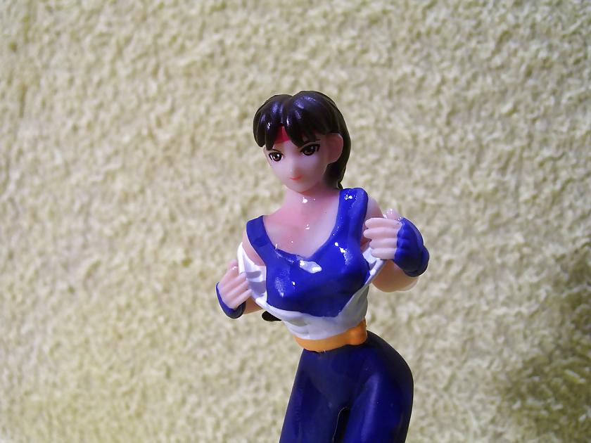 13P Yellow Towel - Art of Fighting: Yuri Sakazaki