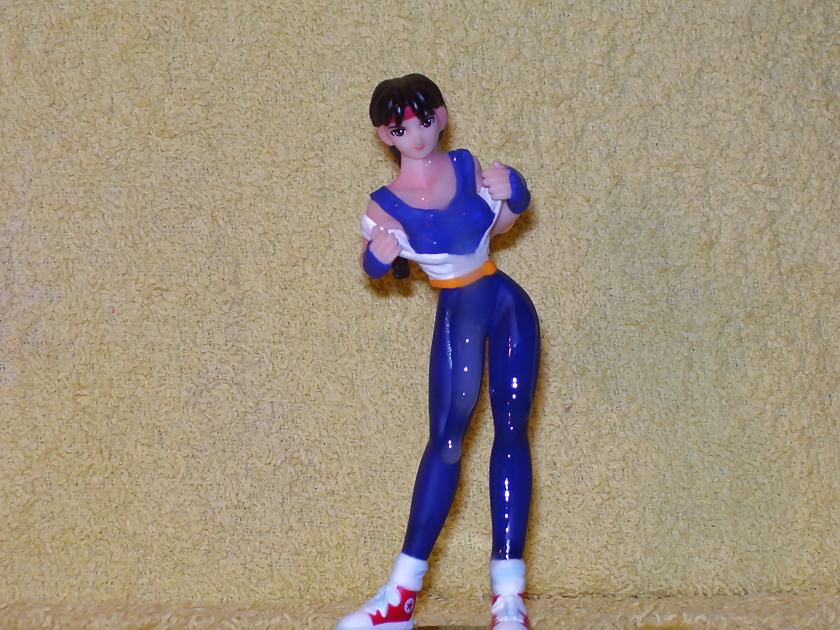 13P Yellow Towel - Art of Fighting: Yuri Sakazaki