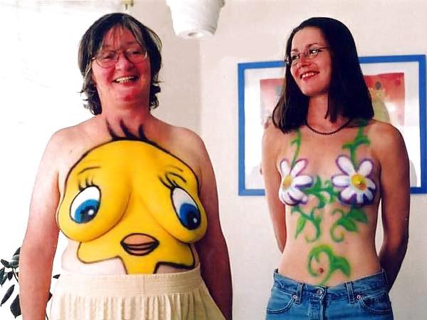 25P Body art, painted women, some good, some bad!