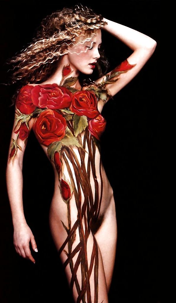 25P Body art, painted women, some good, some bad!