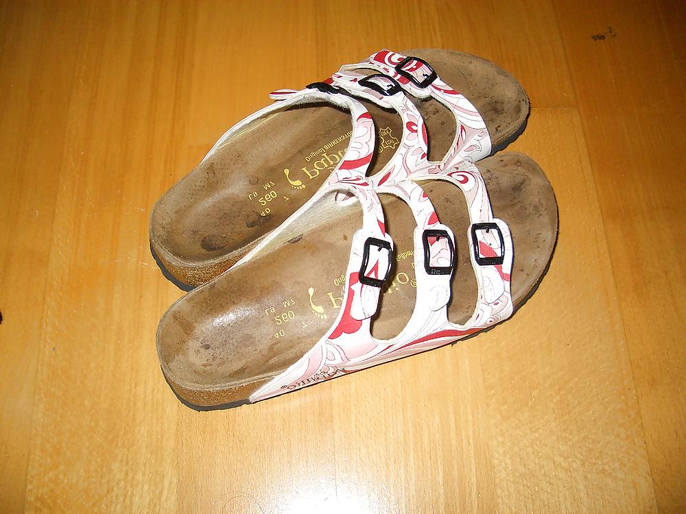 18P Birkenstock Shoes n Feet