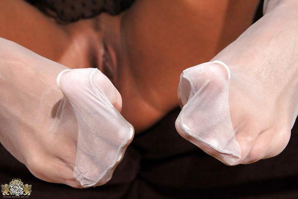 15P Ashley Bulgaris wrinkled nylon feet