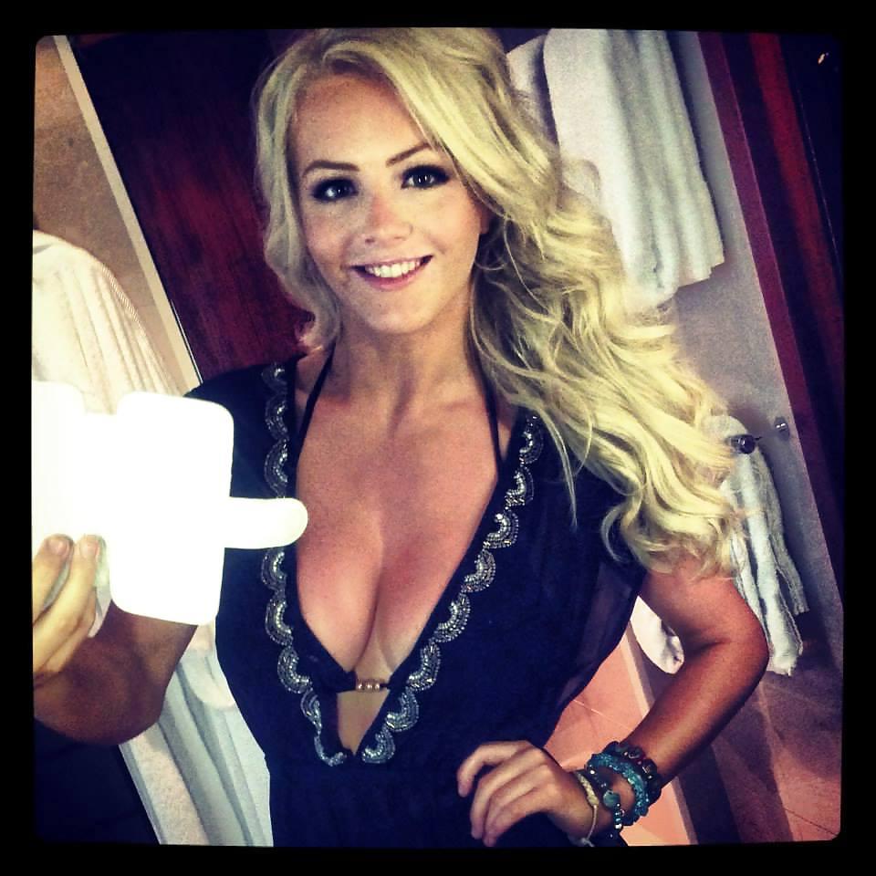 14P More sexy hot blonde with juicy tits