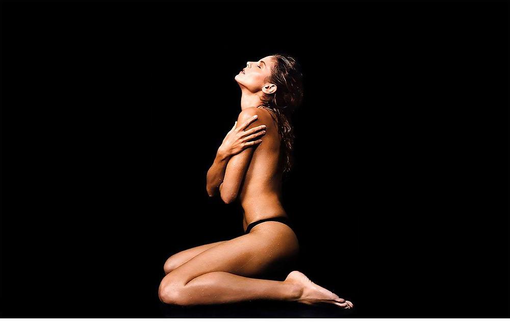 25P Heidi Klum feet