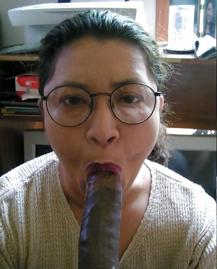 12P Mature Bitch Leah Lipps Likes Black Dick