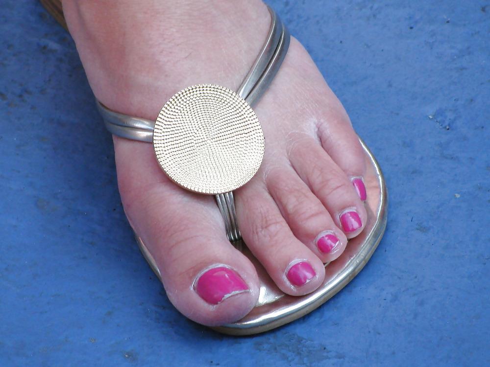 25P Fuß-Flip-Flops 2