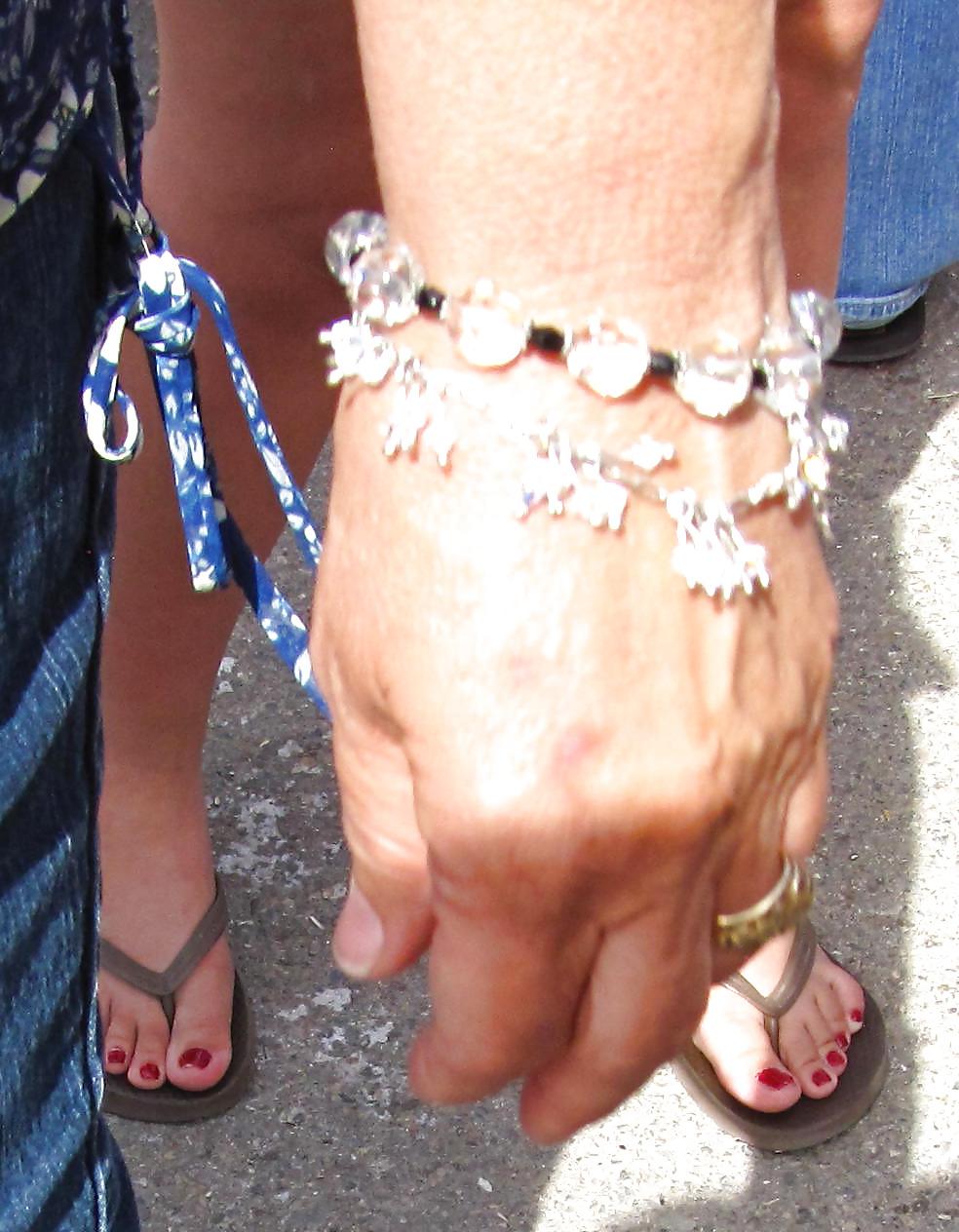 25P Fuß-Flip-Flops 2
