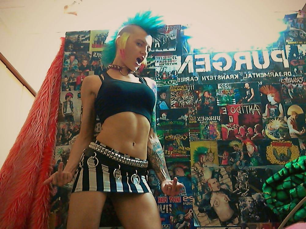 25P Russian punk girlfriend - Victoria