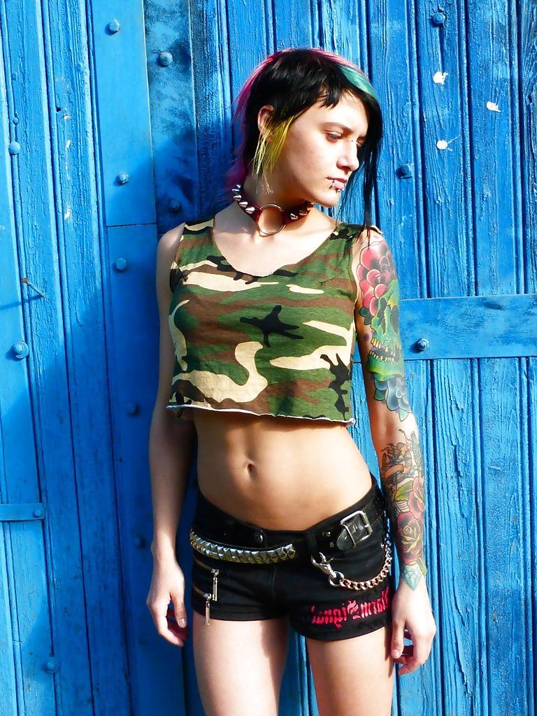 25P Russian punk girlfriend - Victoria