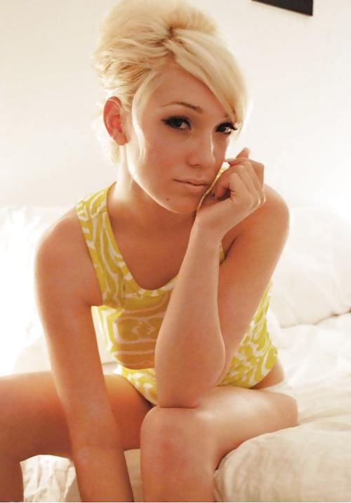 15P Queen pornstar ...