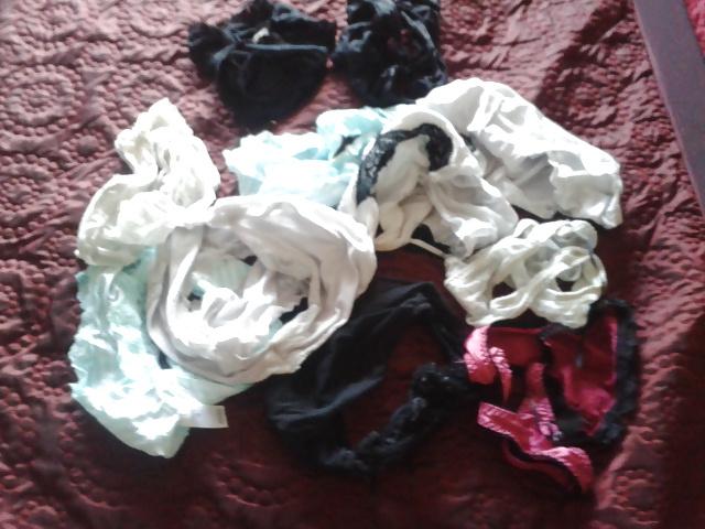20P Dirty and clean pantie play 