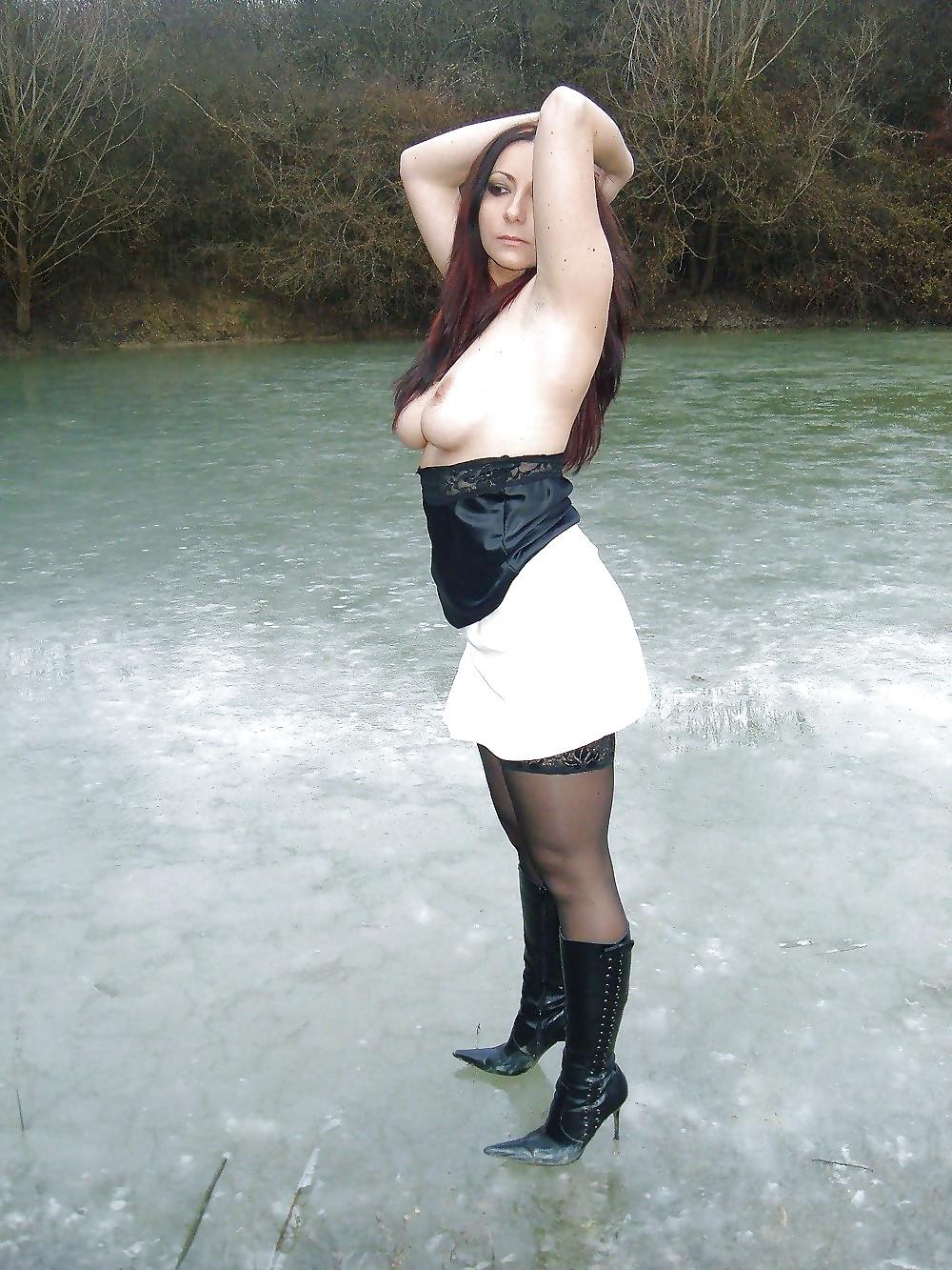 25P Horny Bitch