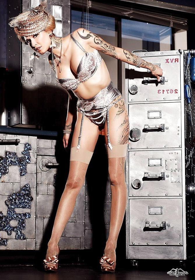 25P Tattoo models (female) 20.2