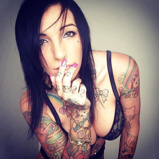 25P Tattoo models (female) 21.1