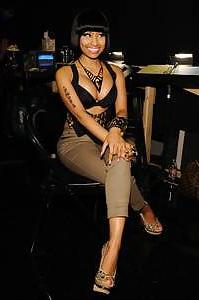 10P Nicki minaj and her feet