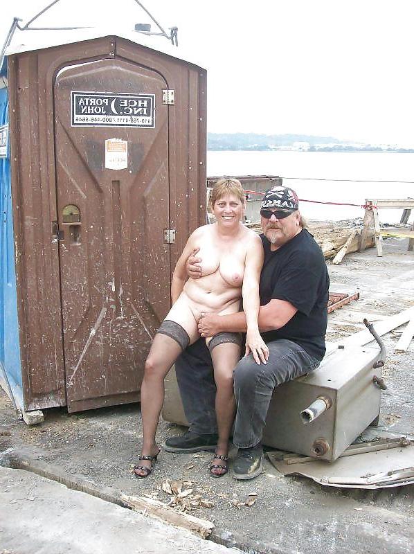 25P Nude in Public