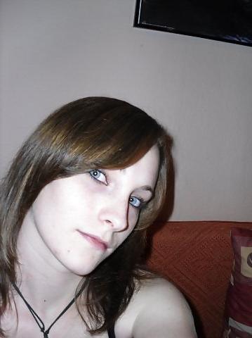 25P Cute & Beautiful Model