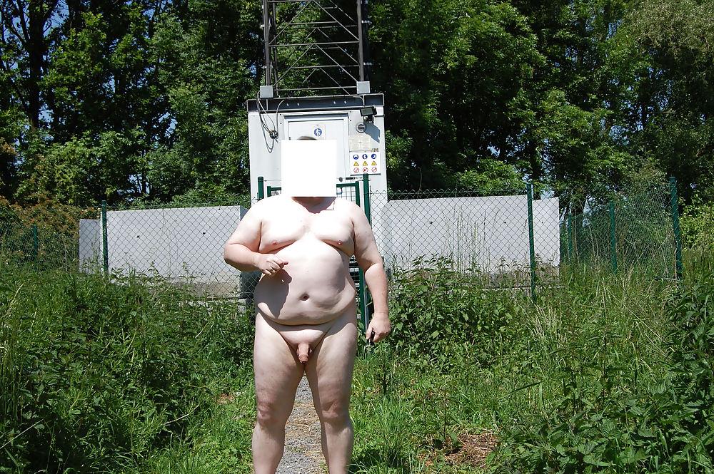 13P Road trip - nude in Public - Exhibitionist