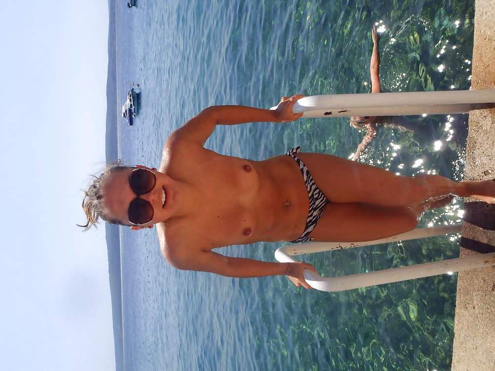 12P TOPLESS VACATION MIX 