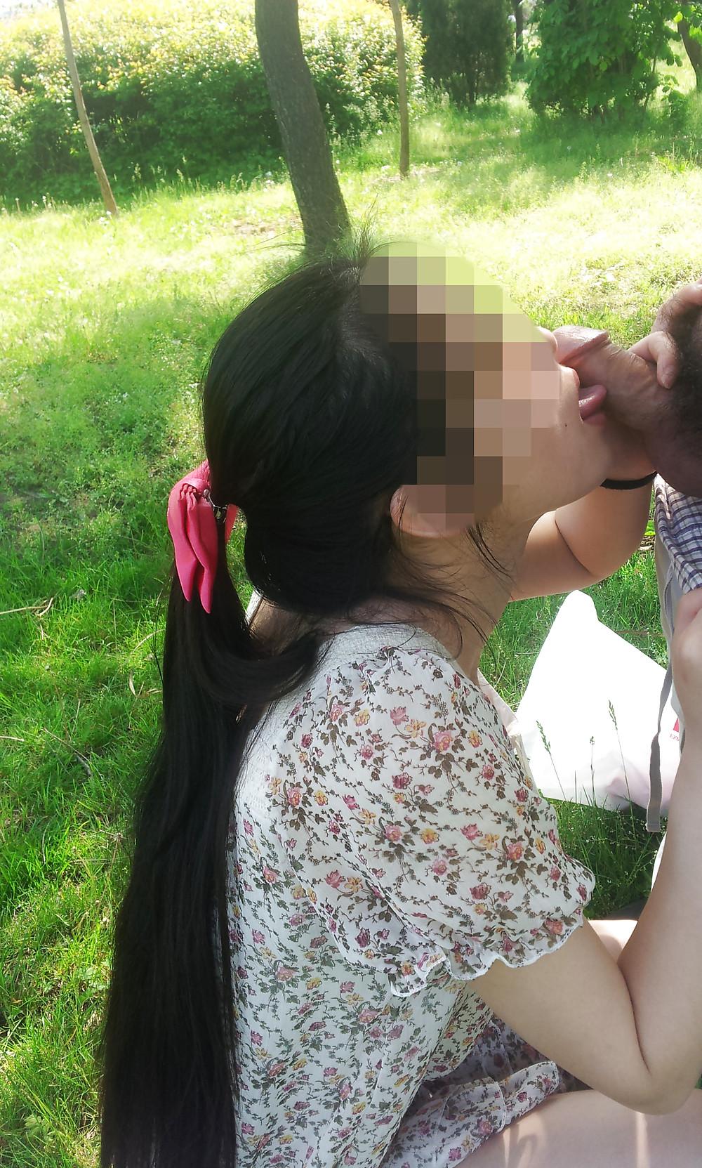 19P Chinese blowjob in public