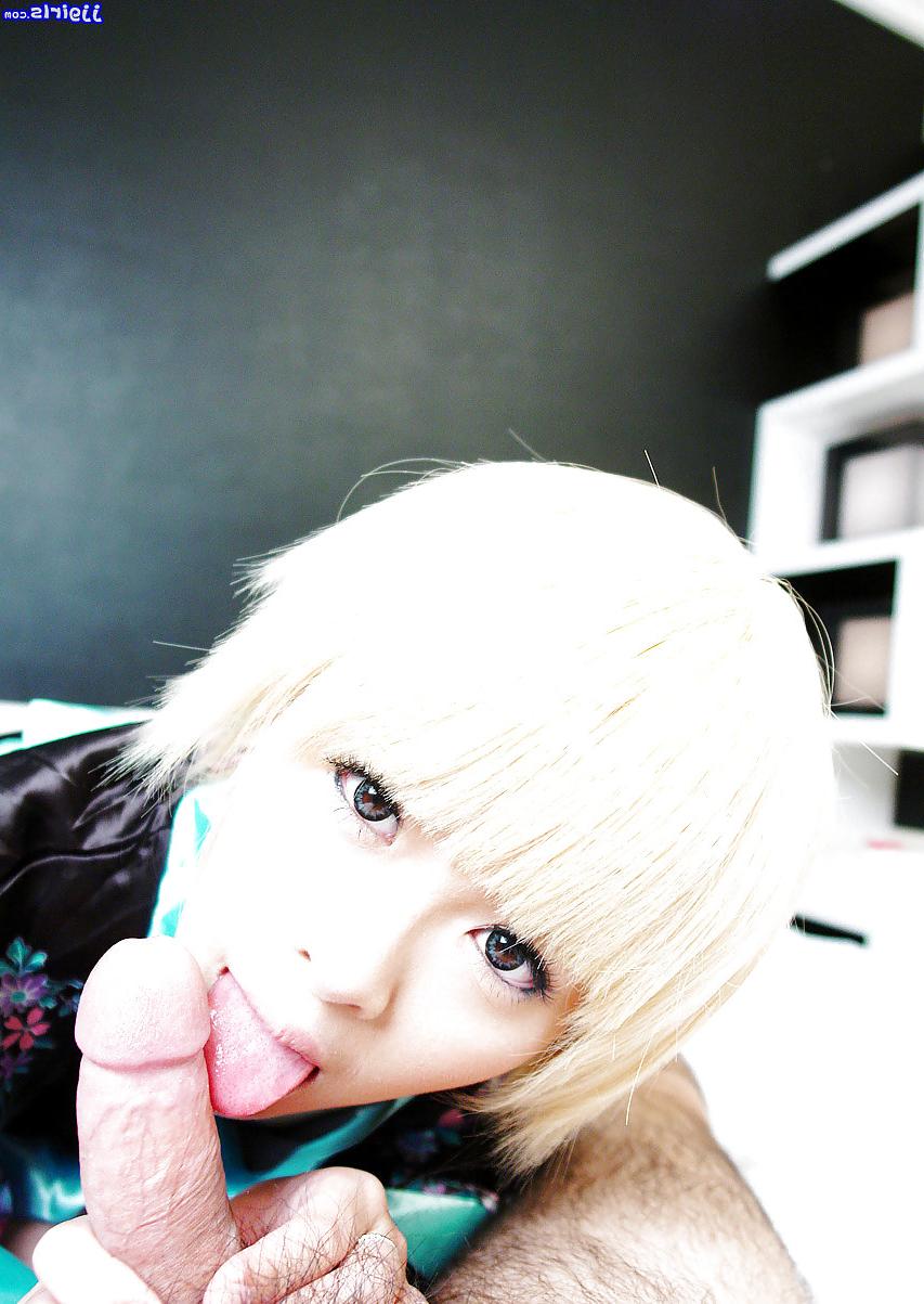 25P Cute japanese blowjob 12
