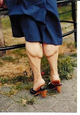 25P Female muscular calves