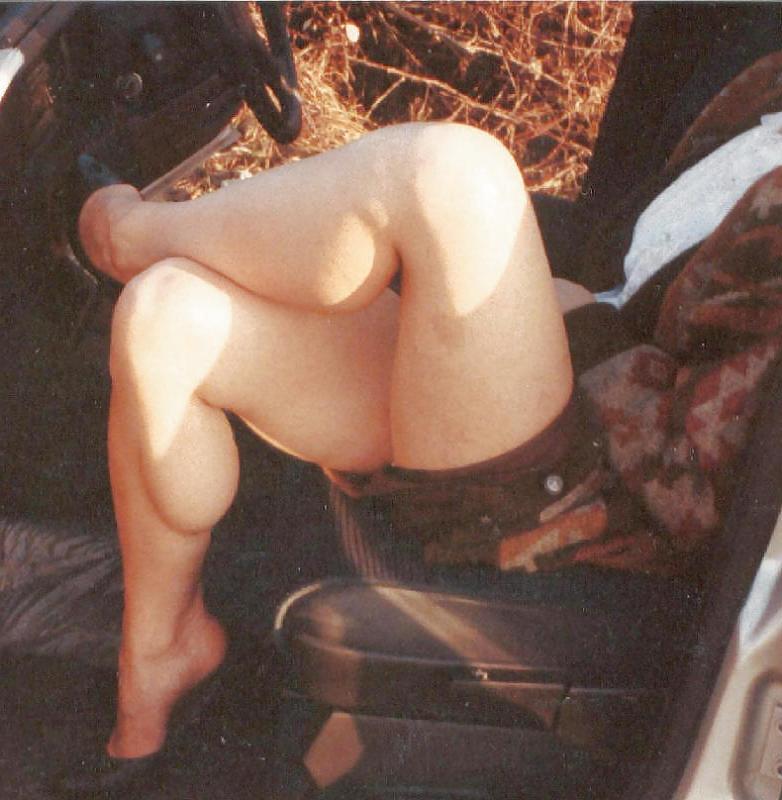 25P Female muscular calves