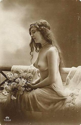 17P The Beauty of Nude Art