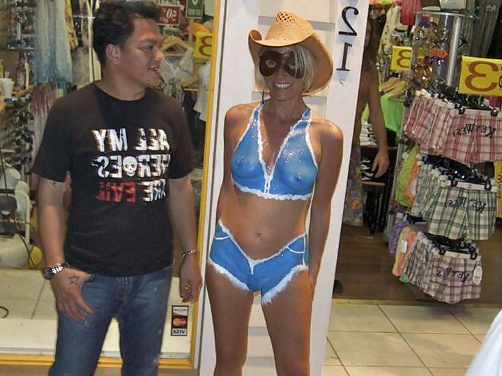 24P Nude Painted Ladies in Public Fetish Gallery 1 