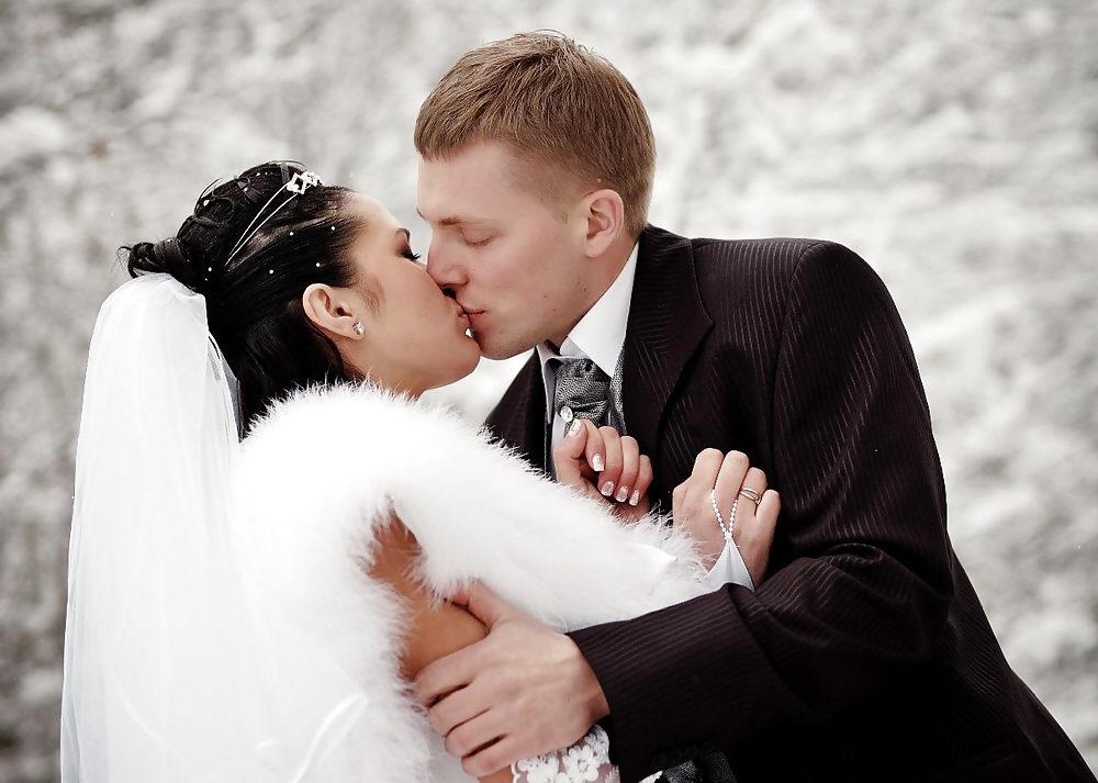 22P Gorgeous bride
