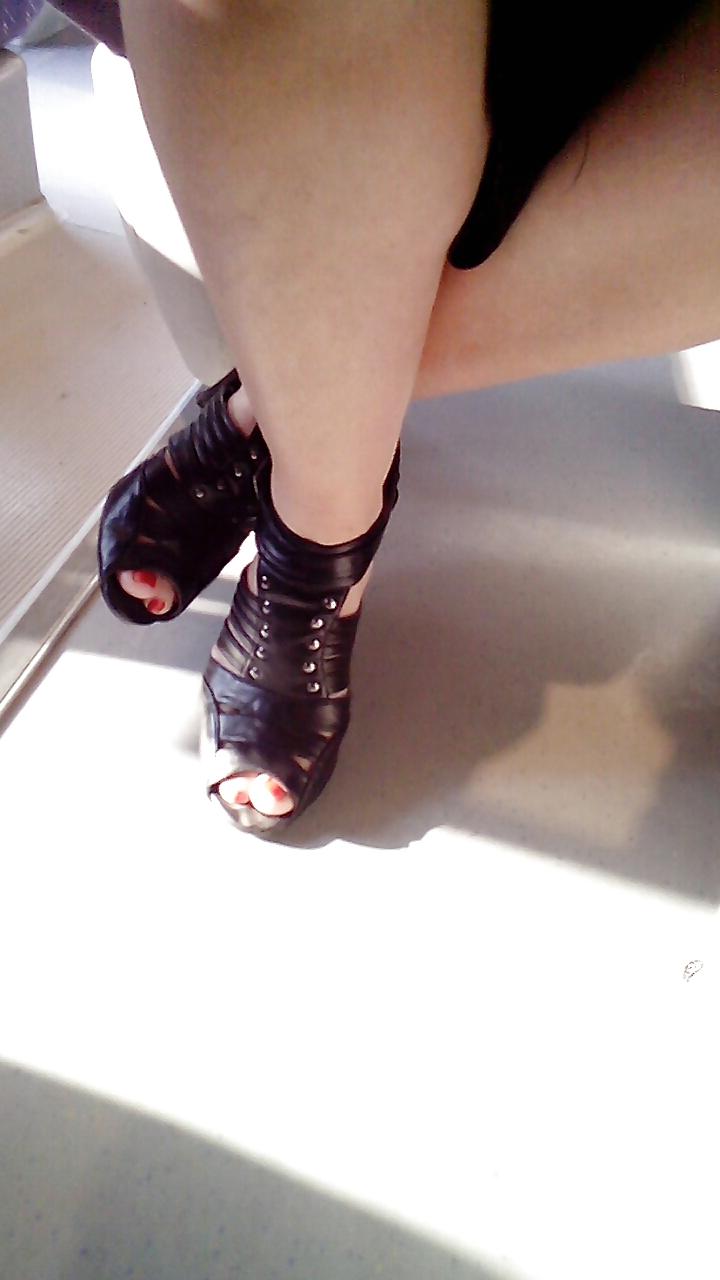 13P Candid feet of train mate : Eva