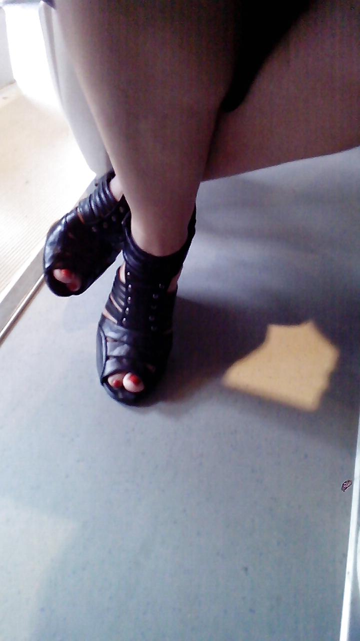 13P Candid feet of train mate : Eva