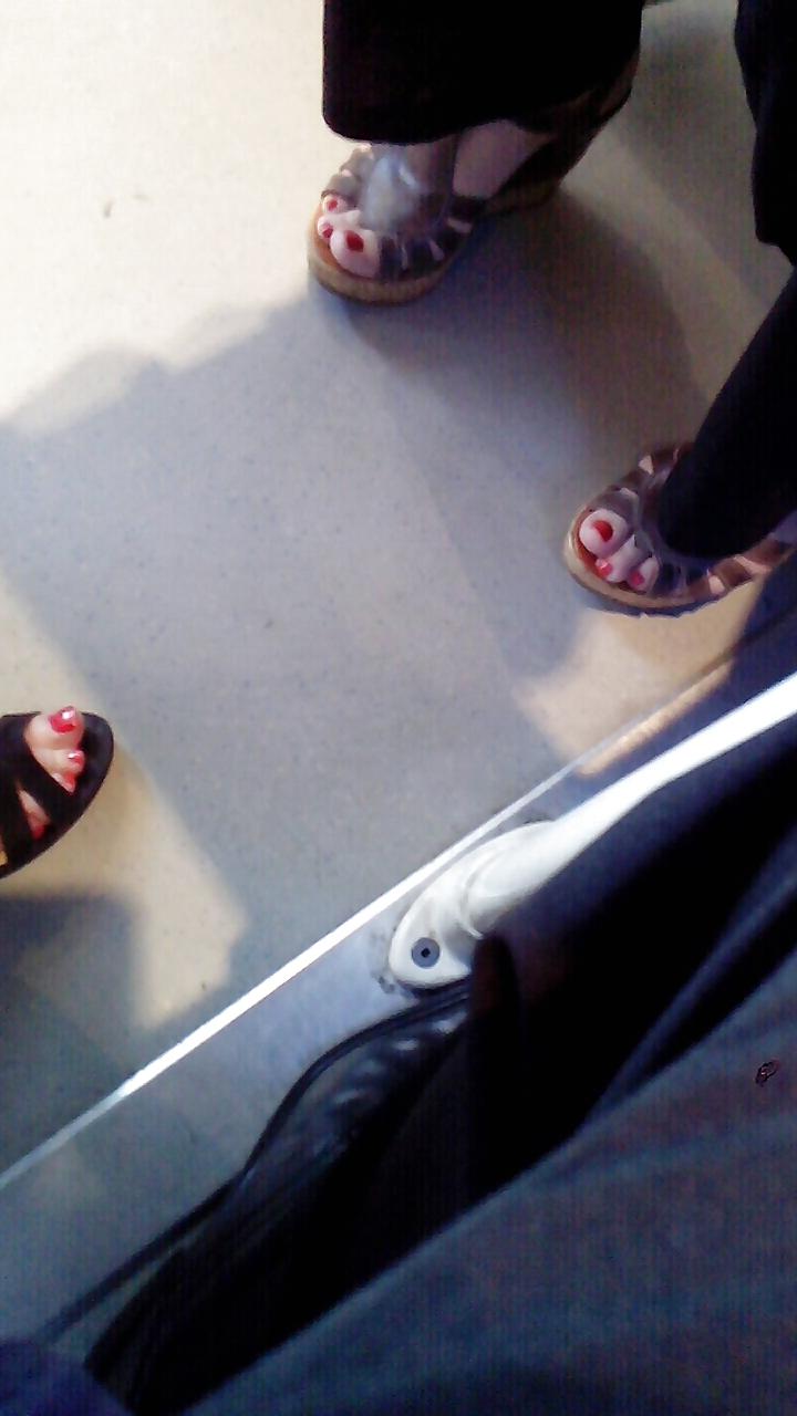 13P Candid feet of train mate : Eva