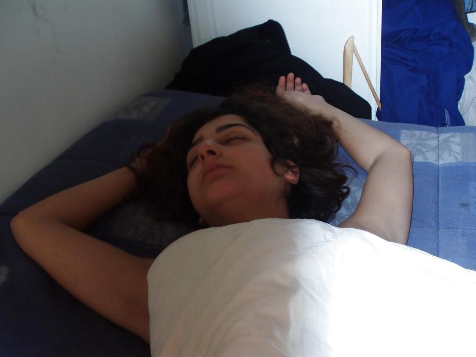 15P Naked Cute Jewish Babe