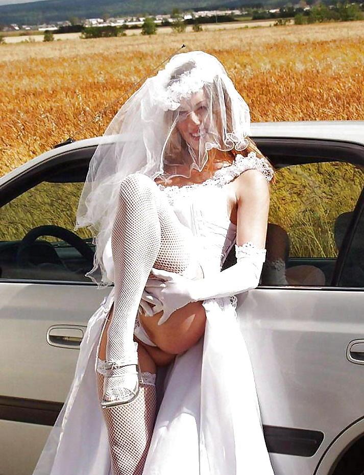 15P Here CUMS The Bride 02