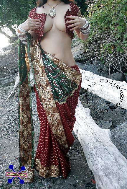 16P Beautiful indian bride goes nude